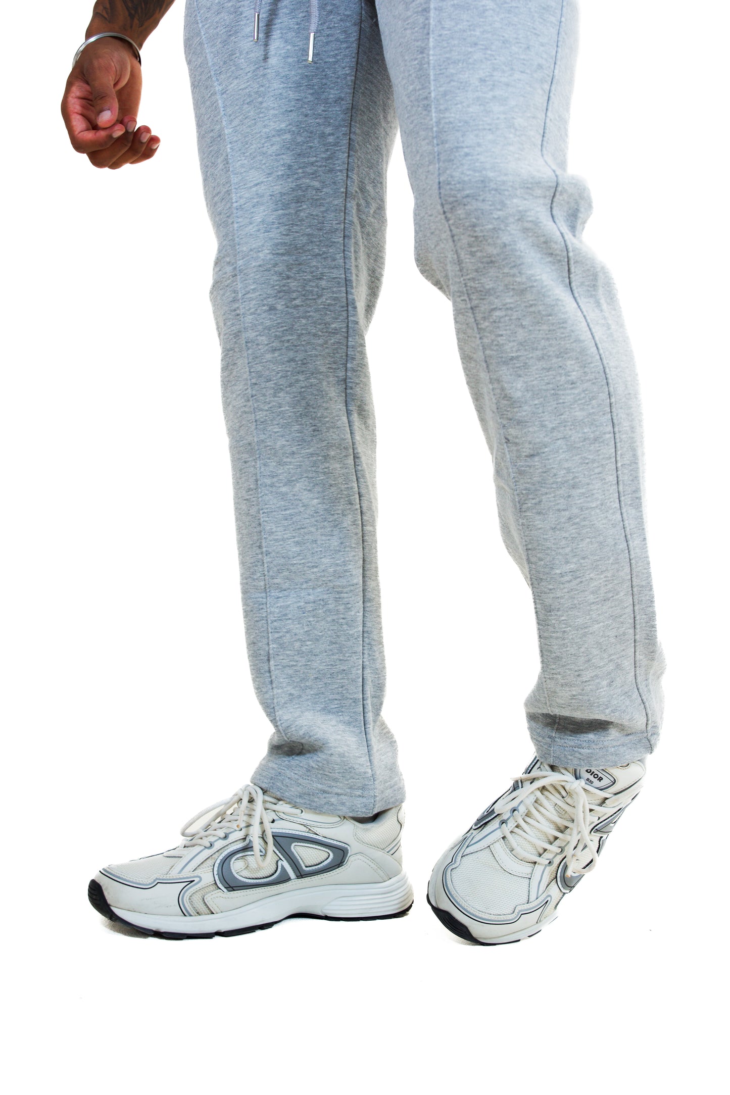 ESSENTIAL STRAIGHT LEG JOGGERS GREY