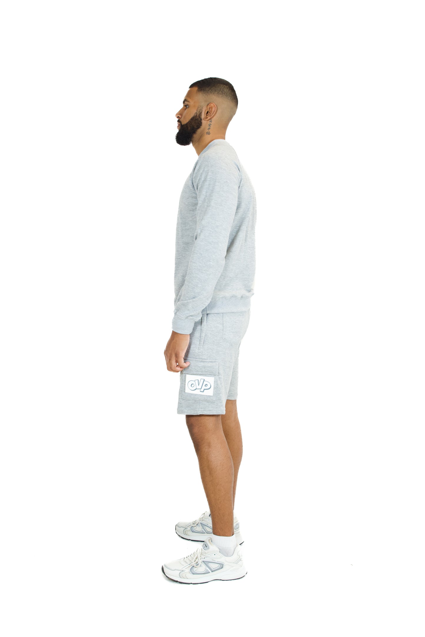 SUMMER ESSENTIALS GREY JUMPER